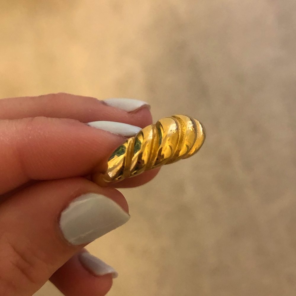 Croissant ring, size 6; worn twice